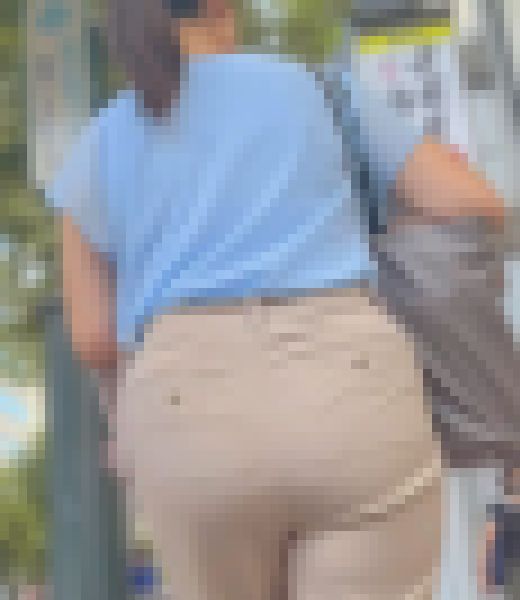 長身＋ムッチリエロボディのデカ尻！張りのあるジューシーな巨尻をたっぷりムニュらせて男を誘惑！下品なパンツスーツOL編　サンプル画像3