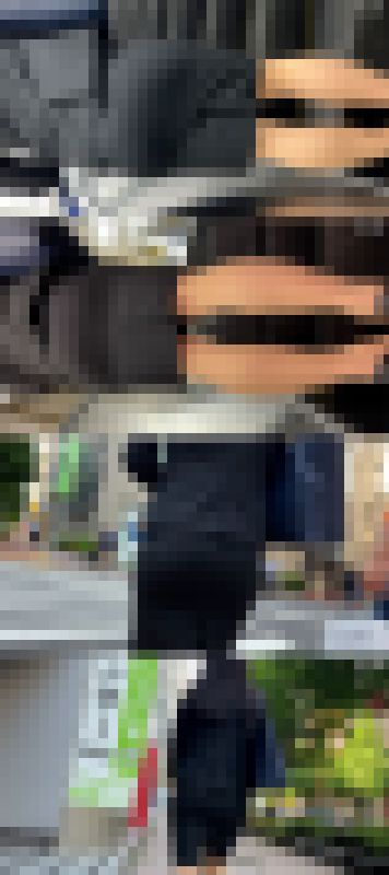 4K リクスーJD？のむっちり尻を粘着撮（行き）　サンプル画像1