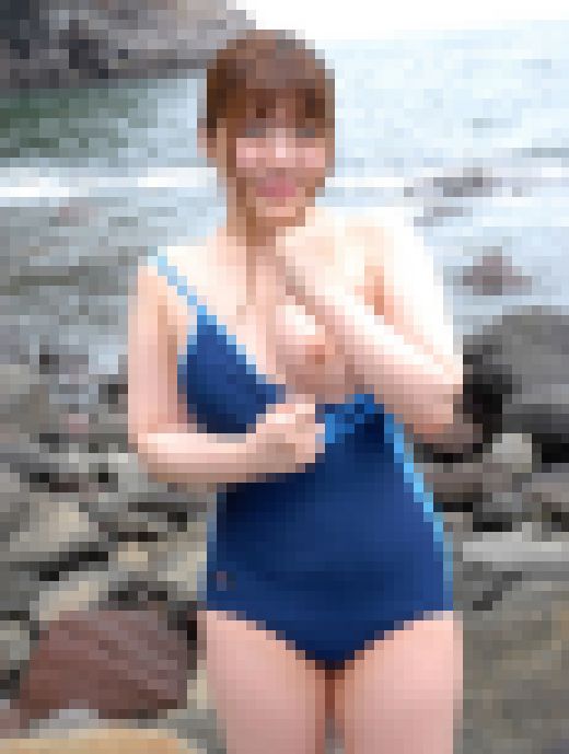 ◆素人投稿動画 フルハイビジョン(FHD)高画質 『後半40分』 いつもナマでヤらせてくれる池袋のパイパン女子大生に海辺で何回も　サンプル画像1