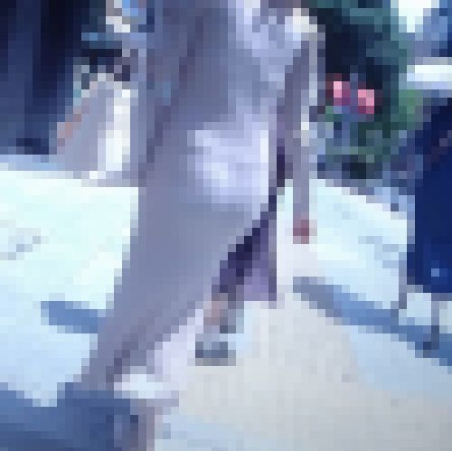 清楚系の美人お姉さんが極薄タイトワンピ着て美巨尻肉を密着させて歩いてるよ サンプル画像