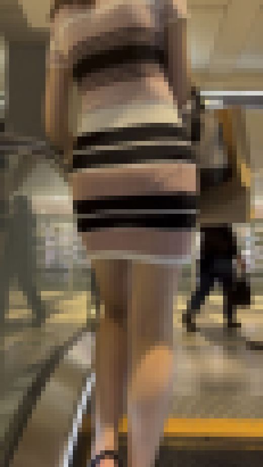 《４K・高画質》「Part1・足立○花さんのような魅力的な美尻」　サンプル画像2