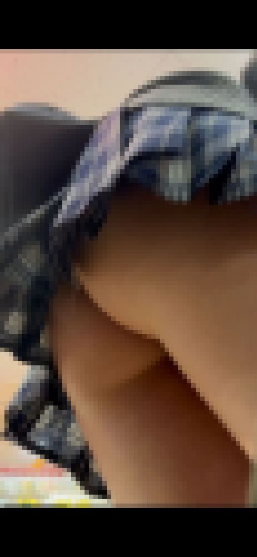 クソミニ美脚白チェ Kのクソミニの中を観察　サンプル画像2