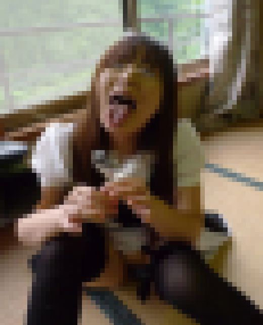 ◆素人投稿動画 フルハイビジョン(FHD)高画質 『後半40分』 ザーメンは飲み物です。千葉の美形OLさんが抜きまくってザーメン　サンプル画像1