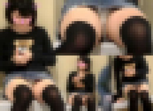 お友達との話に夢中でパンツが丸見えな無防備娘の極上対面盗撮ぱんちら サンプル画像