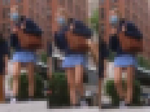 【盗撮!!】JDのキャンパス帰りを狙ってwww街中で逆さ撮り!!　サンプル画像1