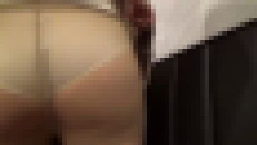 OL桜庭ひな じっくり生着替え　サンプル画像2