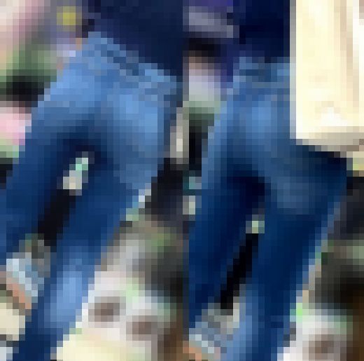 ピチピチのデニム尻4人オムニバス【街中風景055】　サンプル画像1