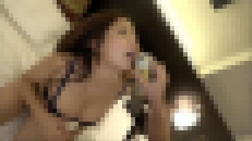 【素人】ナンパした潮吹きギャルと生セックスから顔射-2　サンプル画像1