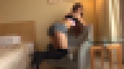 長身スレンダーの19歳女子大生が初心な反応をしながらアソコはビショ濡れ　サンプル画像1