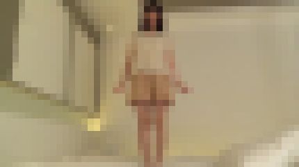 彼氏に一途な24歳フリーターが彼氏以外の肉棒で突かれ快感に顔を歪める　サンプル画像1