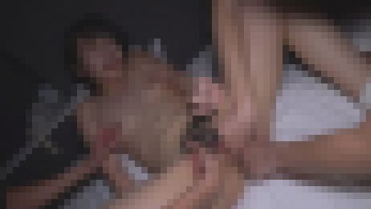 （個人撮影）真面目そうなのにセフレ6人持ち、SEX大好きド素人大学生のりんちゃんがおじさん達とラ●コーSEX（前編）　サンプル画像1