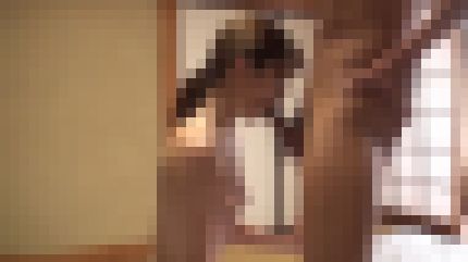 スレンダー美乳の18歳女子大生が挿入を懇願して巨根で突かれ喘ぎまくる サンプル画像2