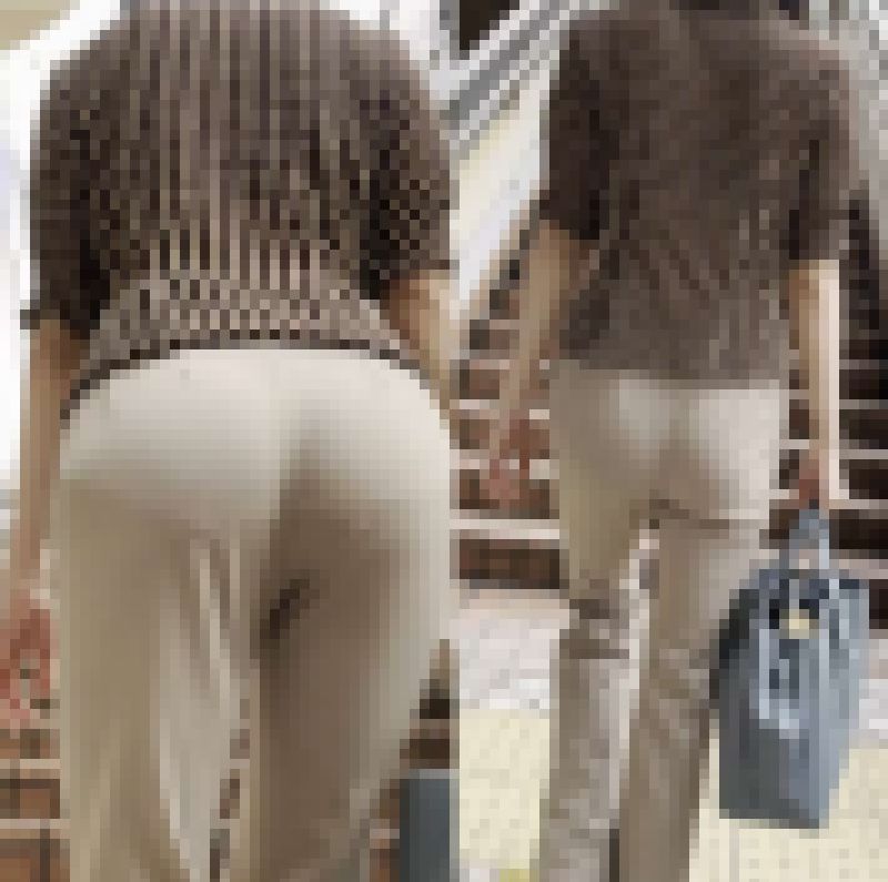 profondo 0001:【SSS級美女】階段 ベージュ ラインあり サンプル画像