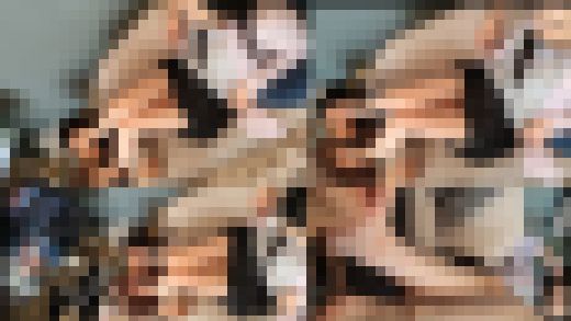 さなちゃんの個撮プレイ　ソファー裸足で匂い責め　サンプル画像1