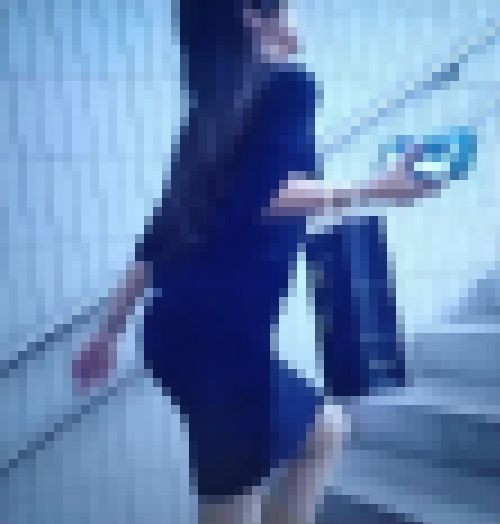 超色っぽい美人お姉さんの階段登る姿がイヤらしい　サンプル画像2