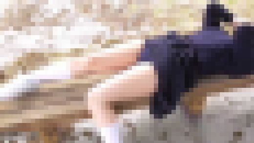 通学路で撮影会。強引にスカートめくらせてブルマ撮影。　サンプル画像3