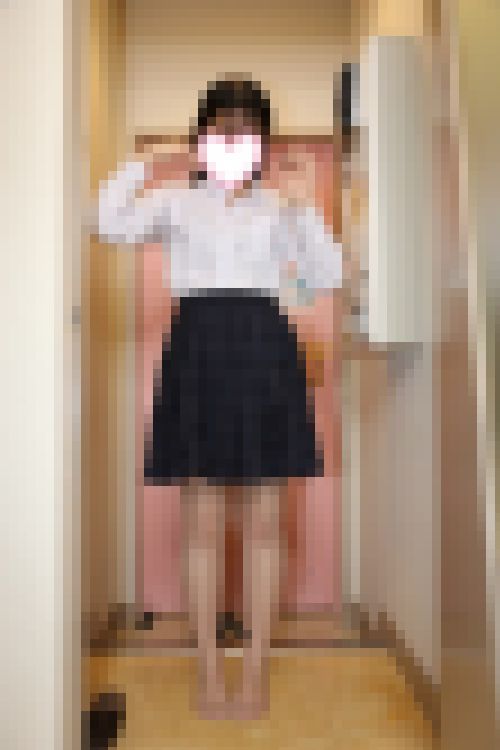 カワイ子ちゃん💛１０代の学生さん💛①（制服+肌色ストッキング）１００枚 サンプル画像