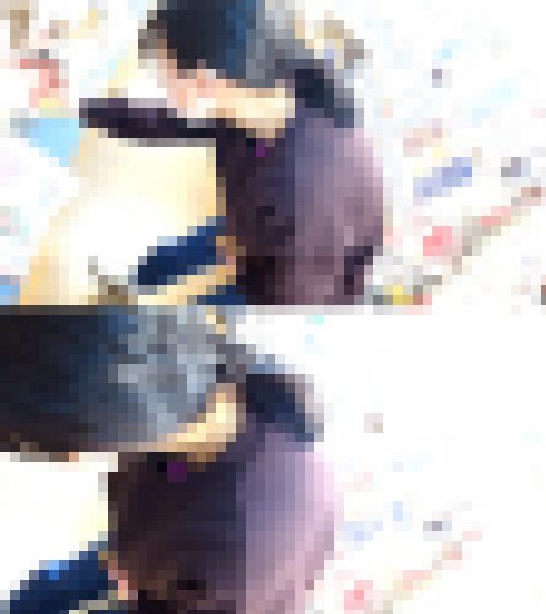 #342　長身美人なお姉さんの胸元の隙間に突撃【胸ちら】　サンプル画像3