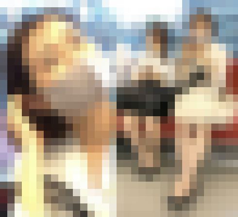 会社の同期メンバーで帰宅中の可愛い新入女子社員2人組（其の三） サンプル画像