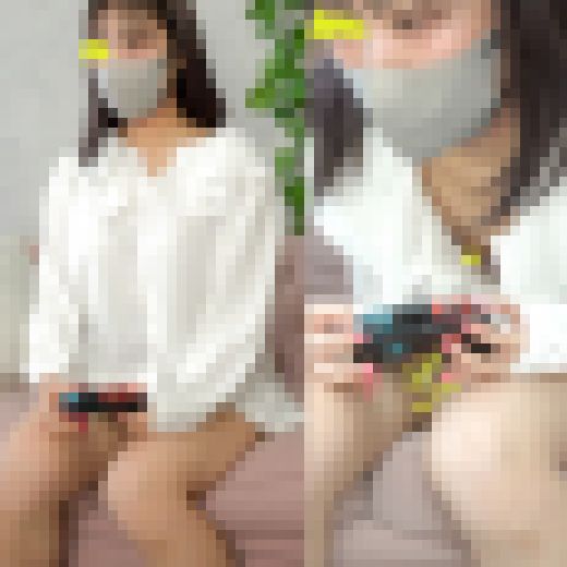 【パンチラ・胸チラ狙い】ゲーム実況企画と言って、美人ギャルに終始パンツみせてもらいました。　サンプル画像1