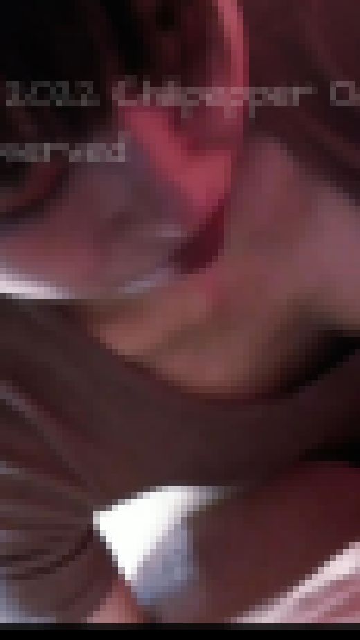 ノーブラセラピストが生チンに戸惑いながら鼠径部マッサージ　サンプル画像2