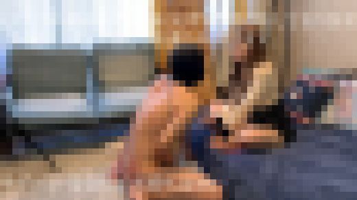日曜日の昼下がり港区女子レイカ様のM男乗馬遊戯、M男の顔面に唾を吐きかけオナニー鑑賞　サンプル画像2
