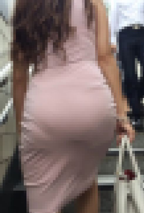 「セレブのたわわに実った美巨尻」 サンプル画像