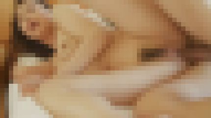 旦那さんの淡白なエッチに不満の26歳人妻が巨根で奥を突かれ何度も絶頂　サンプル画像3