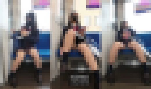 【縦型動画】ミニスカ制服追跡者（2）電車内対面パンチラ盗撮編 サンプル画像