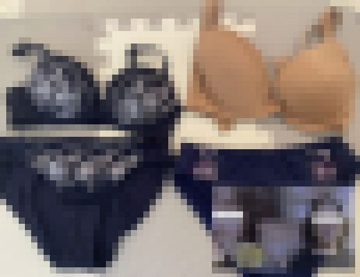 母娘下着比べ（巨乳母40代・貧乳娘22歳）　サンプル画像3