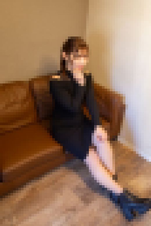 撮影会常連のモデルさんの蒸れた足の裏　サンプル画像1