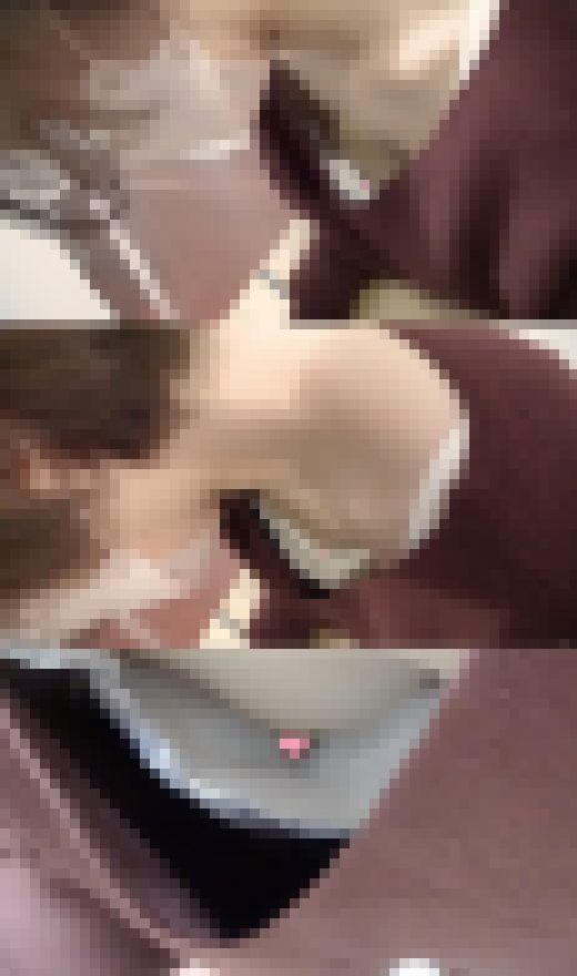 【宅配中の胸チラ】美人妻の乳首を隠し撮り/配送先の高級マンション【集荷客/運送】　サンプル画像2