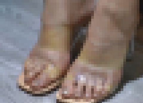 透明ハイヒールの中が蒸れ蒸れガール　サンプル画像2