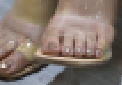透明ハイヒールの中が蒸れ蒸れガール　サンプル画像3