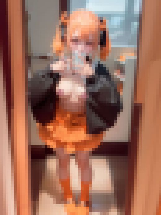 【裏営業】地下アイドルのサービス【1920x2560超高解像度50枚入り】　サンプル画像1