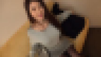 スレンダー巨乳の32歳人妻が旦那さんとのエッチでは味わえない激しいピストンに悶絶 サンプル画像