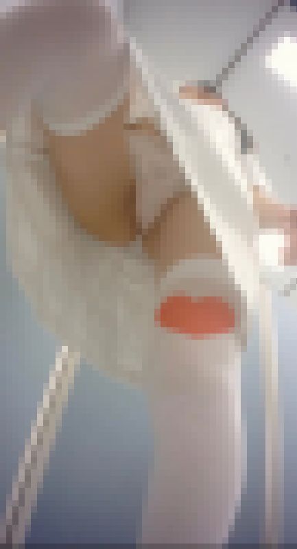 ローアングルがっつりコスプレイヤー サンプル画像