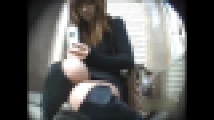 【素人パンチラ】クラスで一番可愛い娘！？ サンプル画像