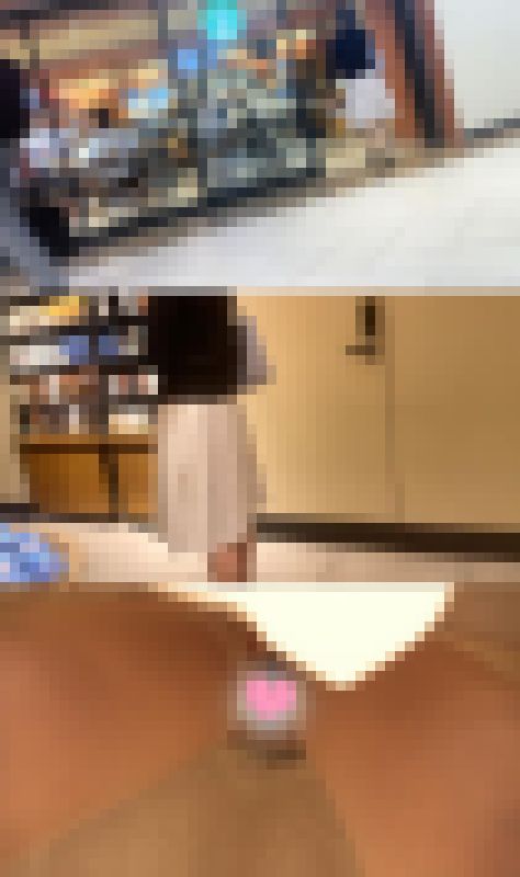 OLノーパン逆さ撮り▷股空きストッキングで美マンコ丸見え/オフィスカジュアルの美人さん【パンチラ盗●】　サンプル画像1