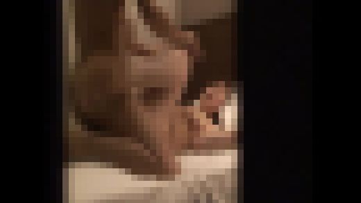 フル勃起チ○ポを見てしまったマッサージ嬢 あまりにもデカすぎて… File.1　サンプル画像3