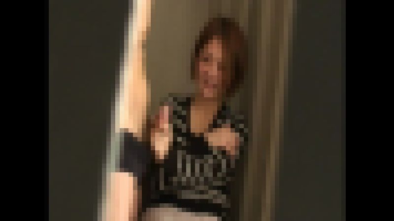 騙して集めた人妻にむりやりセンズリ鑑賞 勃起チ○ポがあまりにもデカすぎて思わず…File.2 サンプル画像