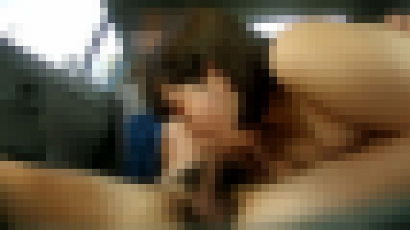 ぶちゃいく短大生、車内フェラでいやいやゴックン サンプル画像