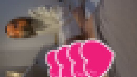 ウブな素人JD達と再会★おじさんの生チ●ポ握って４５４５手コキ　サンプル画像1