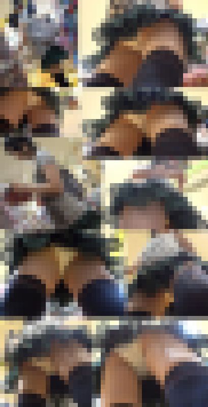 胸元ガラ空き無防備ミニスカ娘めくり&パンチラ盗撮!乳房までモロ見え盗撮動画1 サンプル画像1