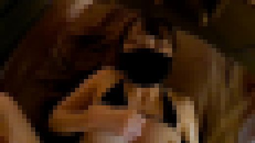 【素人個撮】ガチメンエスに潜入して我慢しきれず生ち○ぽ挿入***で中出ししてしまうリアル映像！【マイクロビキニ】　サンプル画像3