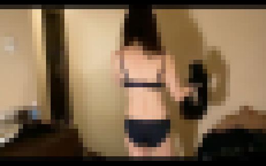 超萌え系のちっぱい子をナンパしたら、なんと処女で新任教師!お願いしまくったら、ホテルについ来てくれて乳首舐めと手コキしてくれた! サンプル画像1