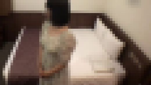 【前編】20歳ワンピース女子に身体測定！Dカップのおっぱいを揉みしだきながら奥まで突いて濃厚精子中出し　サンプル画像1