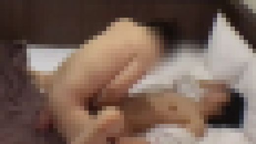 【前編】20歳ワンピース女子に身体測定！Dカップのおっぱいを揉みしだきながら奥まで突いて濃厚精子中出し　サンプル画像3