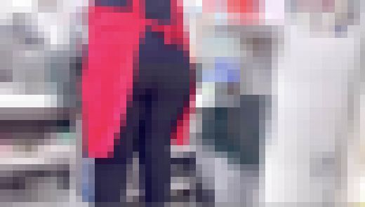 【ぽちゃ店員のメガトンケツ】お客さま、私の120cmオーバー巨尻でおヌキくださいw【4K】　サンプル画像3