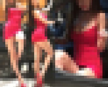 美しすぎるキャンギャルさんのチラ見せ５ サンプル画像